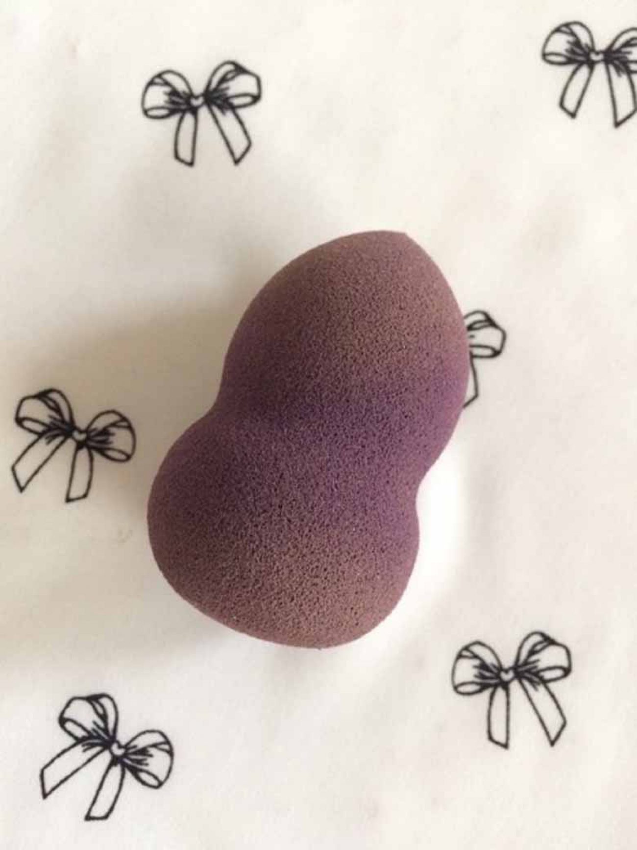 Stila Double-Ended Blending Sponge Review