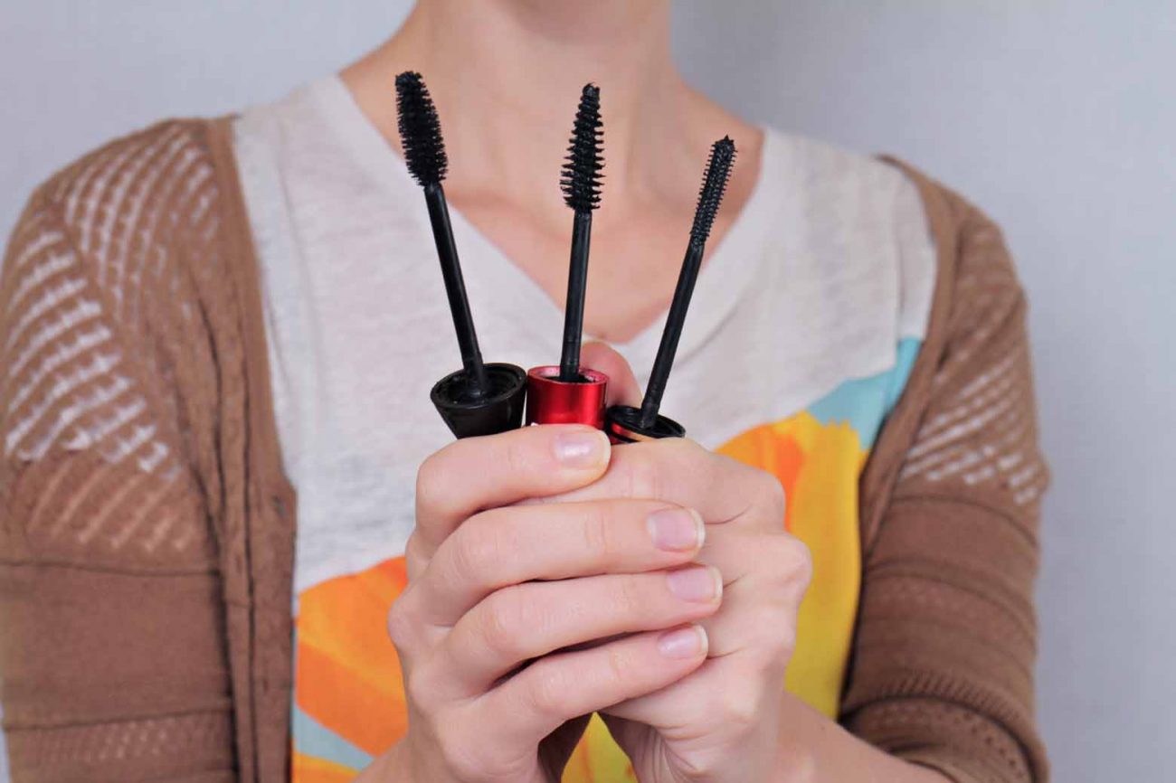 Makeup Hack Essential Oils and Mascara