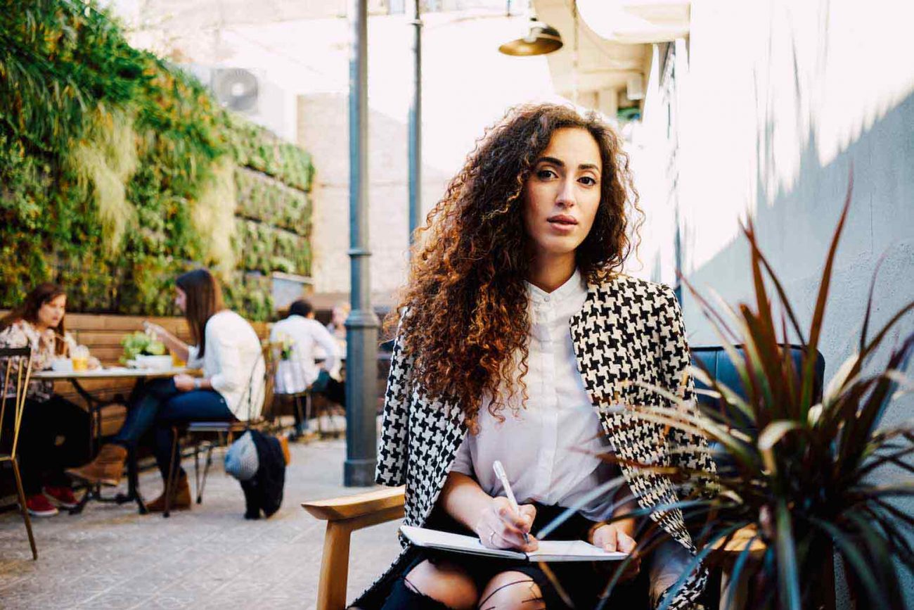 How-to-Get-Honest-About-Your-Dreams-and-Thrive!