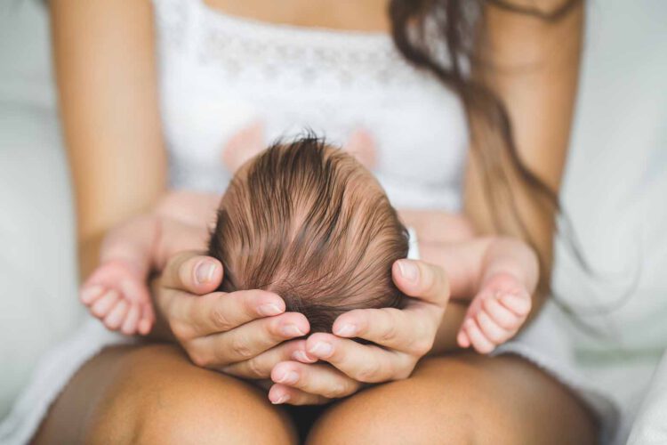 From Pregnant Widow to Single Mom