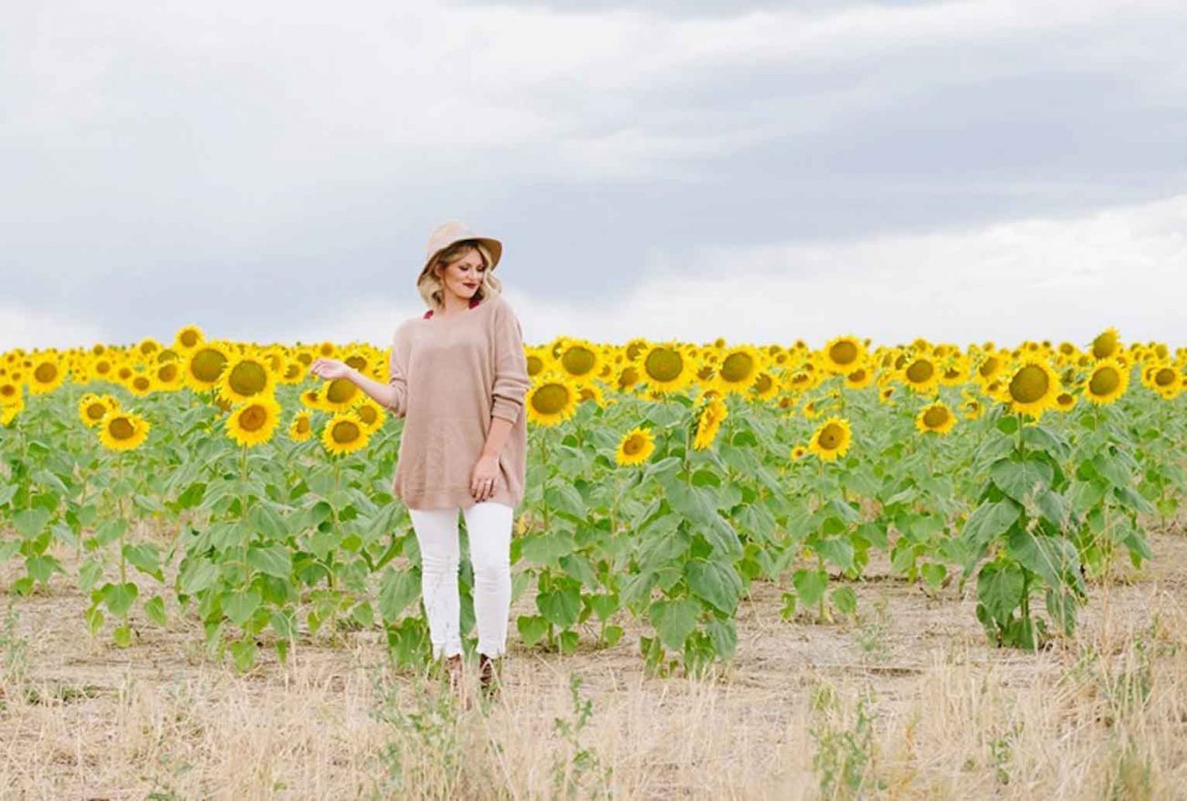 How-to-Wear-White-Jeans-All-Year-Round