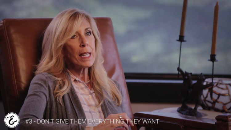 You Know What To Do, But Do You Know What Not To Do, Mom (Video)