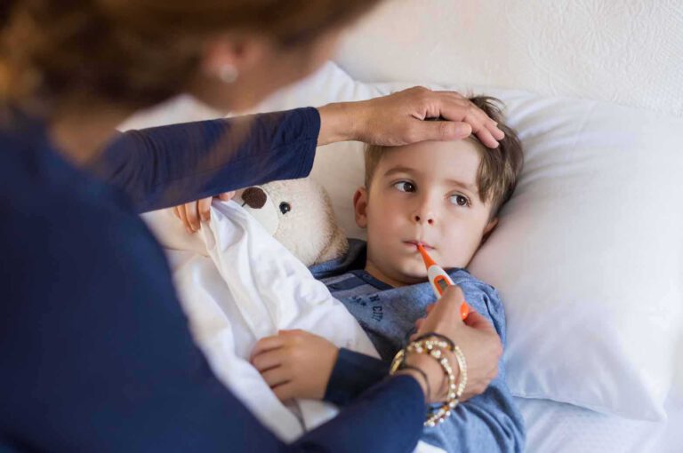 Here’s How to Help Your Kids Fight a Cold Naturally and Quickly