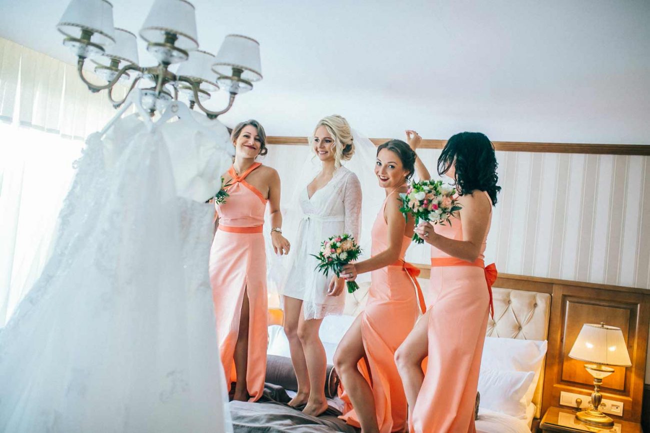 5-Gifts-Your-Bridesmaids-Will-Actually-Love