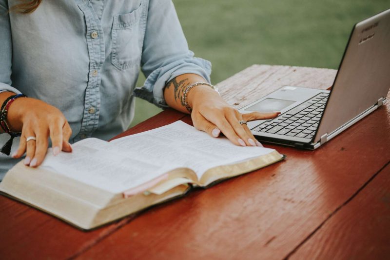 Bible Verses On Hope From The Grit And Grace Team