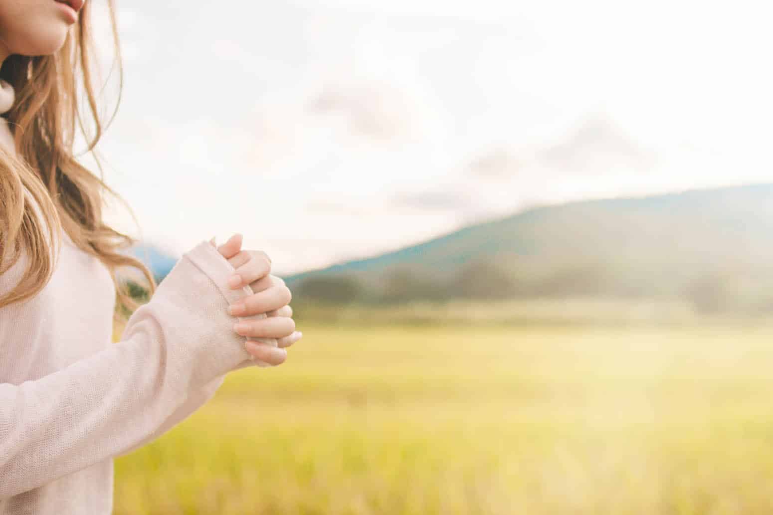 How to Pray (When You Feel Like You Don't Know How) Grit and Grace Life